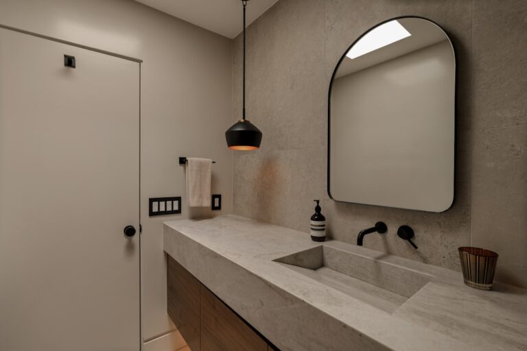 Matte Black Cabinet Hardware: Complete Guide for Spokane Kitchen Remodels